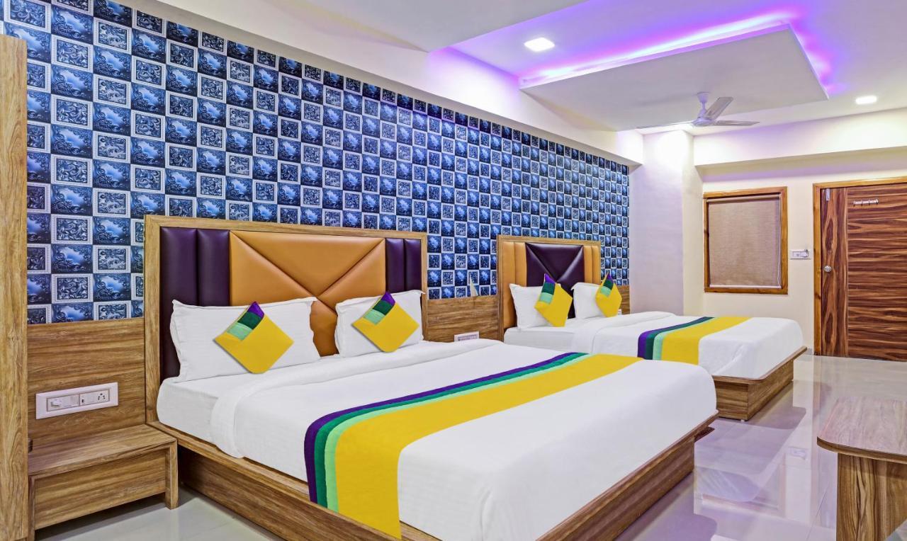 Itsy Hotels Rk Palace Vadodara Exterior foto